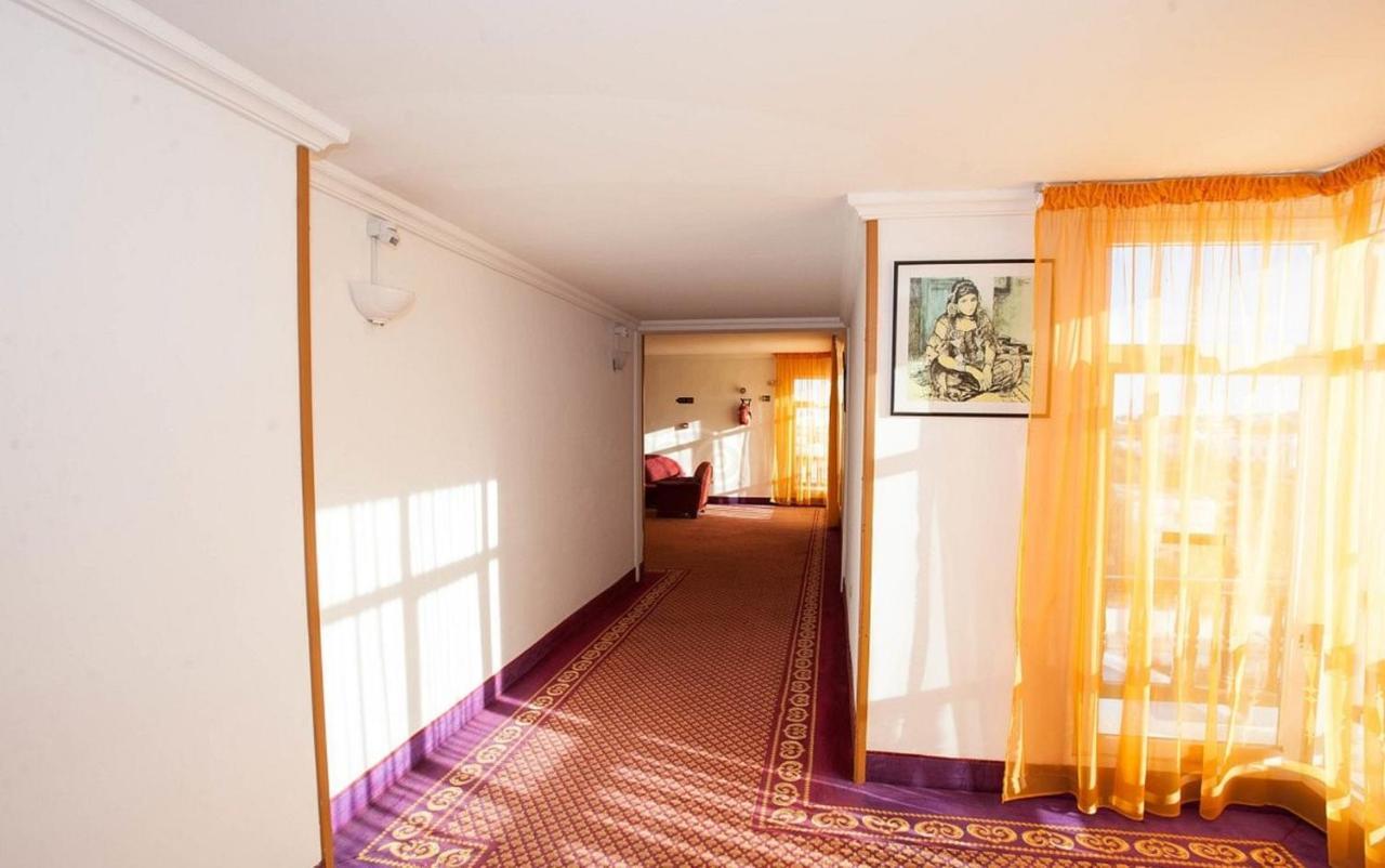 Riviera Hotel - Family Only Port El-Kantaoui Exterior foto