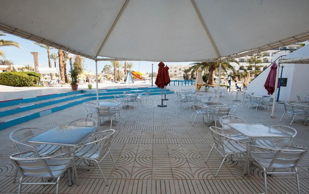 Riviera Hotel - Family Only Port El-Kantaoui Exterior foto