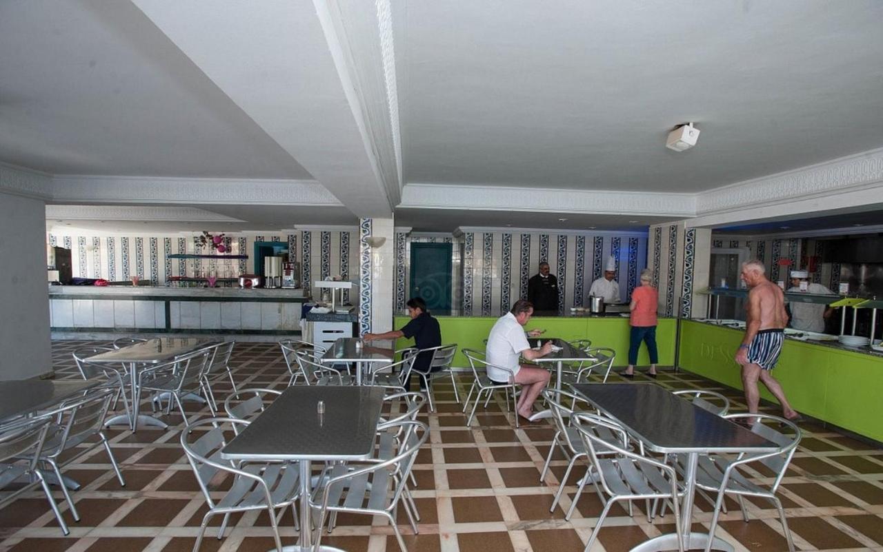 Riviera Hotel - Family Only Port El-Kantaoui Exterior foto
