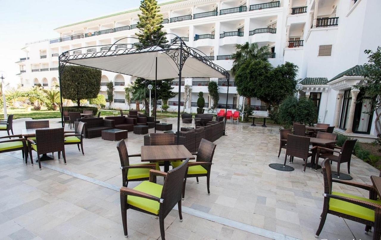 Riviera Hotel - Family Only Port El-Kantaoui Exterior foto